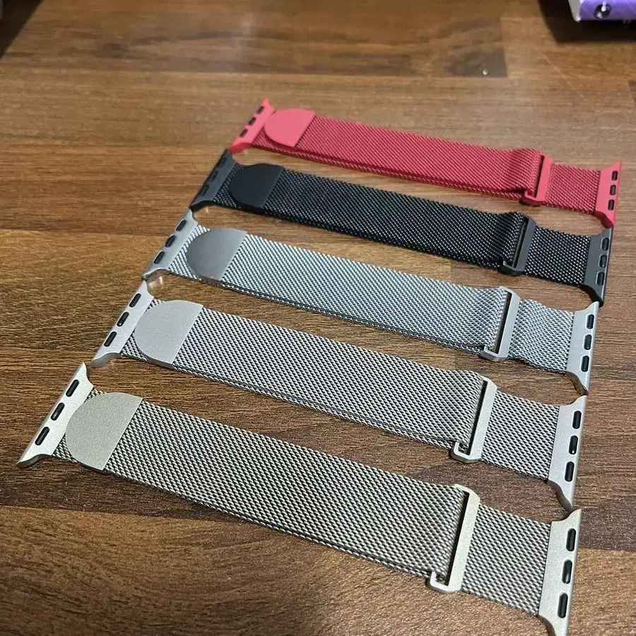 Apple Watch metal band