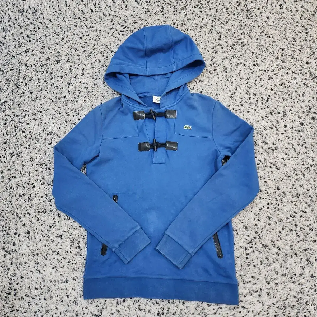 [100] Lacoste hoodie (356)