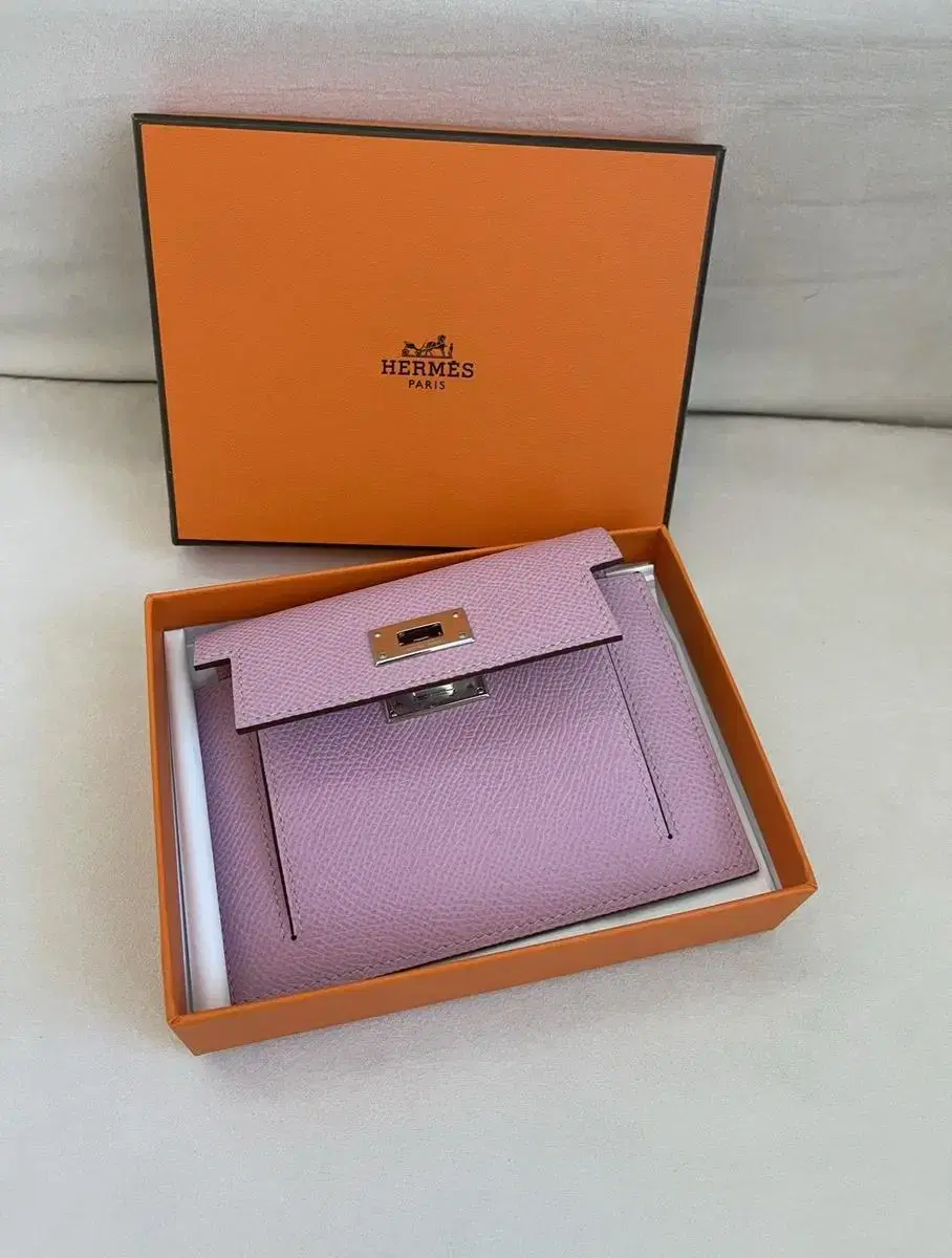 (Price Reduced Today Only)Hermès Kelly Pocket Compact Kard Wallet