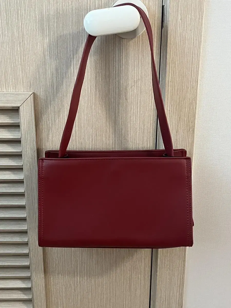 Square shoulder bag / Leather square bag