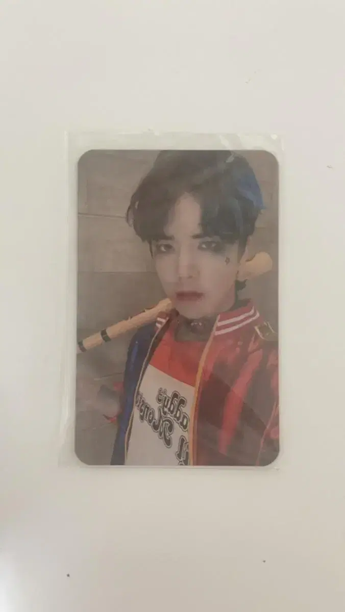 The Boyz younghoon photocard Harlequin apple music 2nd