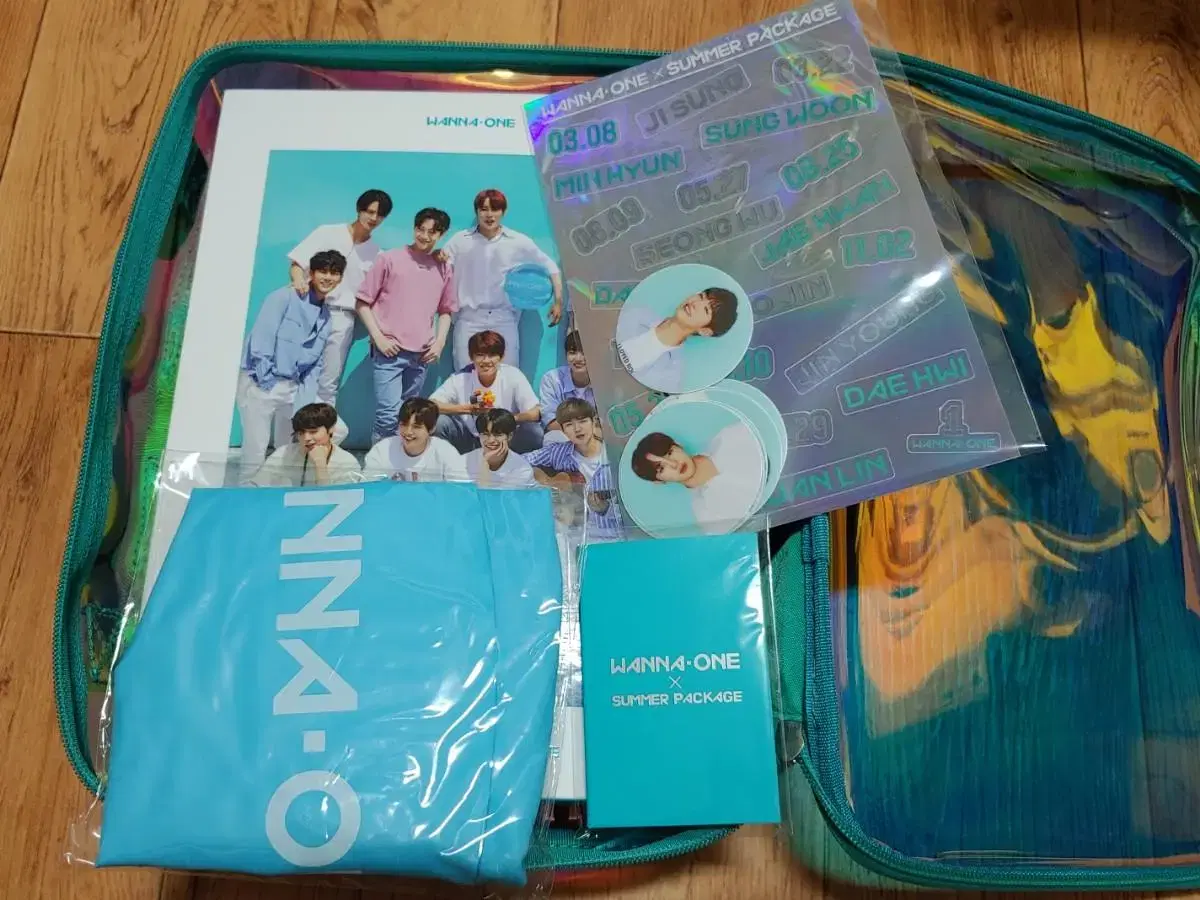 Wanna One Summer Package