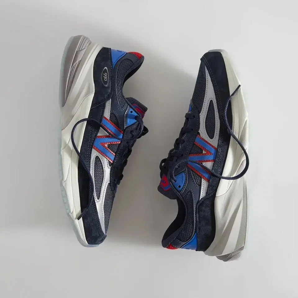 KITH X New balance 990V6 M.S.G Pack Navy