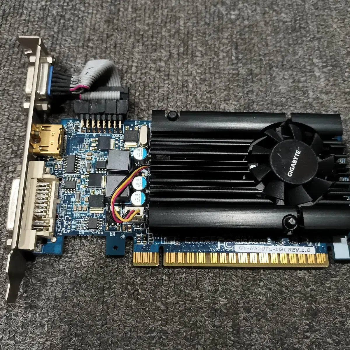 기가바이트(Gigabyte)  지포스 GT520 1GB