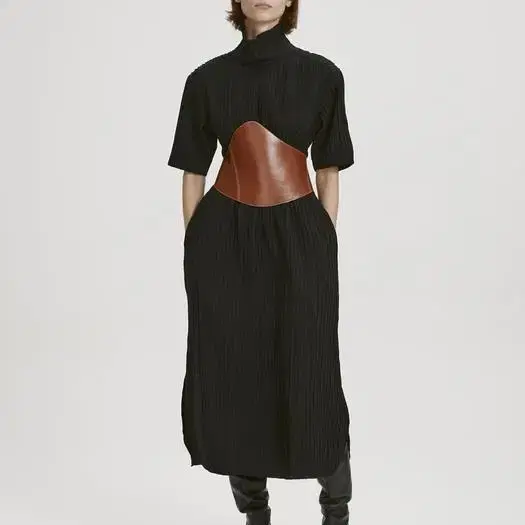 렉토 원피스 TEXTURED TURTLENECK DRESS