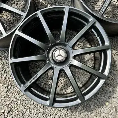 20인치 벤츠S63AMG 단조 정품 고스트크롬 순정휠 한대분 판매합니다