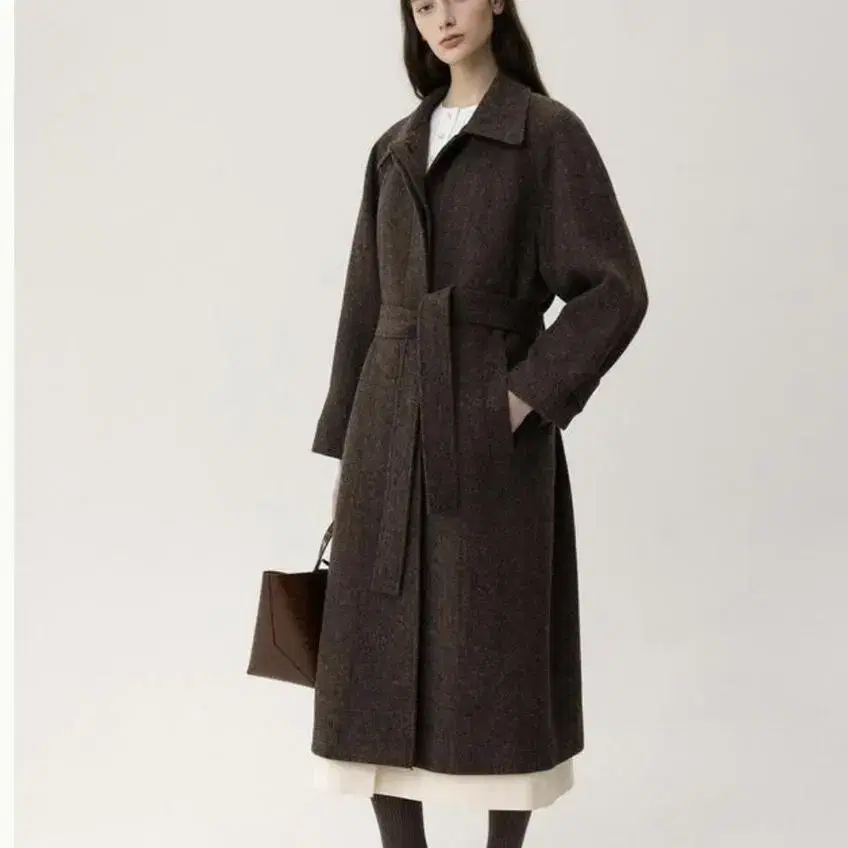 킨더살몬 코트 Scotchtweed Wool Single Coat