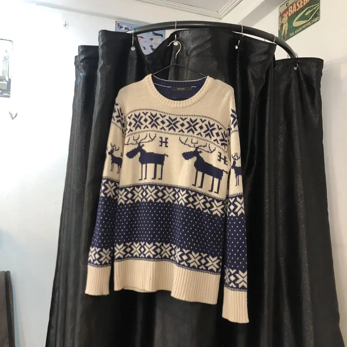 Vintage Nordic sweet navy knit