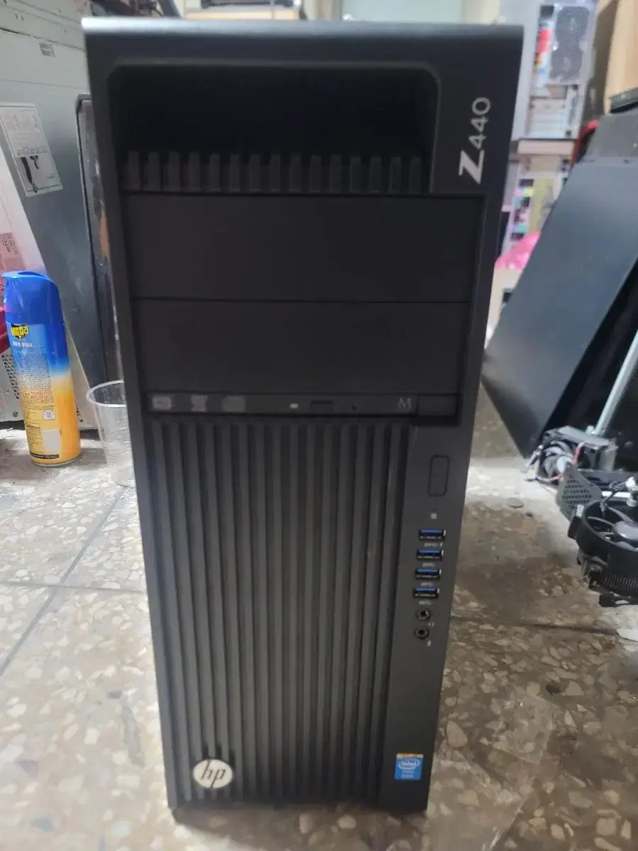 HP Z440 워크시테이션