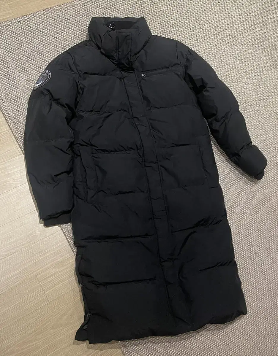 BT21 Mens Long Puffer Size M