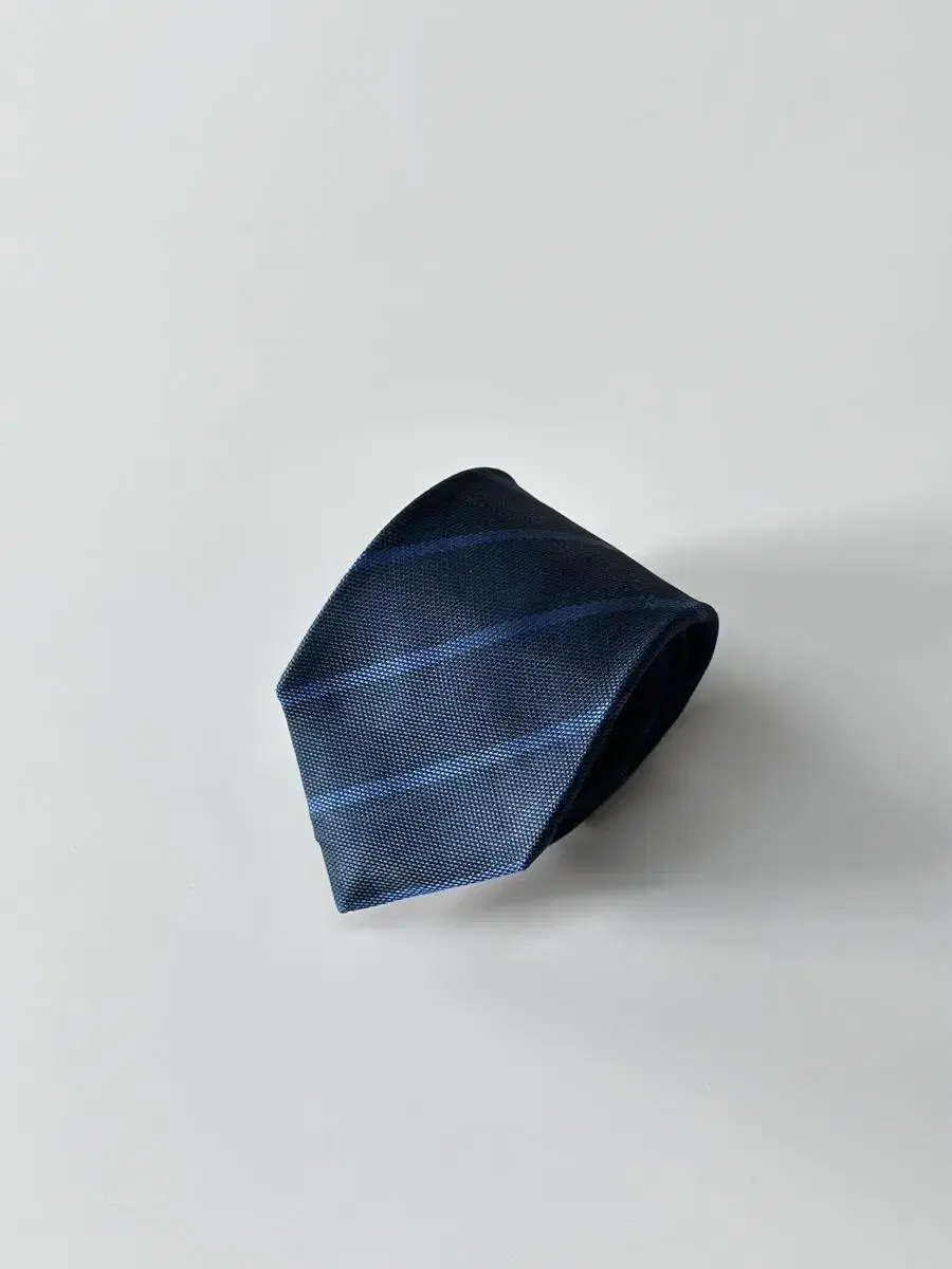 더 수트컴퍼니(The suit company) 실크 넥타이 8.5cm