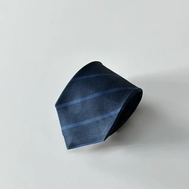 더 수트컴퍼니(The suit company) 실크 넥타이 8.5cm