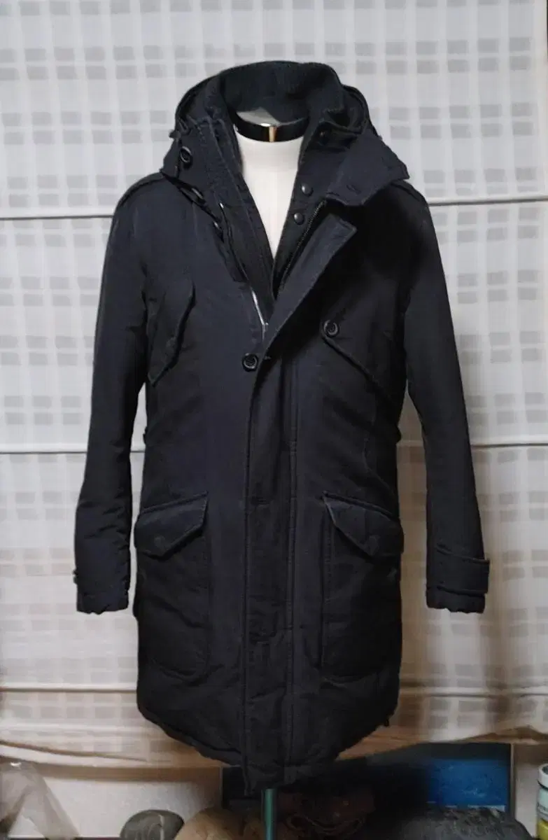 (Hansom) Time Homme Black Goose Down Padded Jumper 100