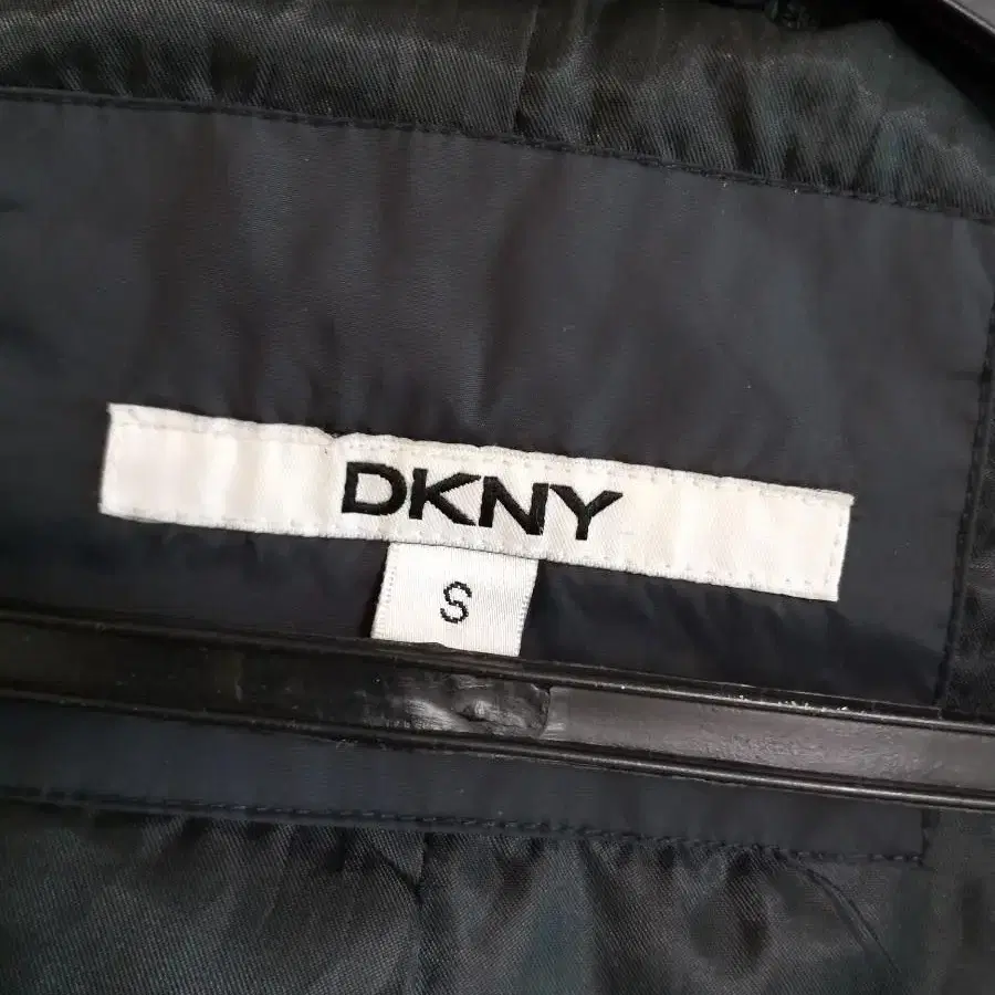 여성 DKNY 오리털 롱패딩 (90)