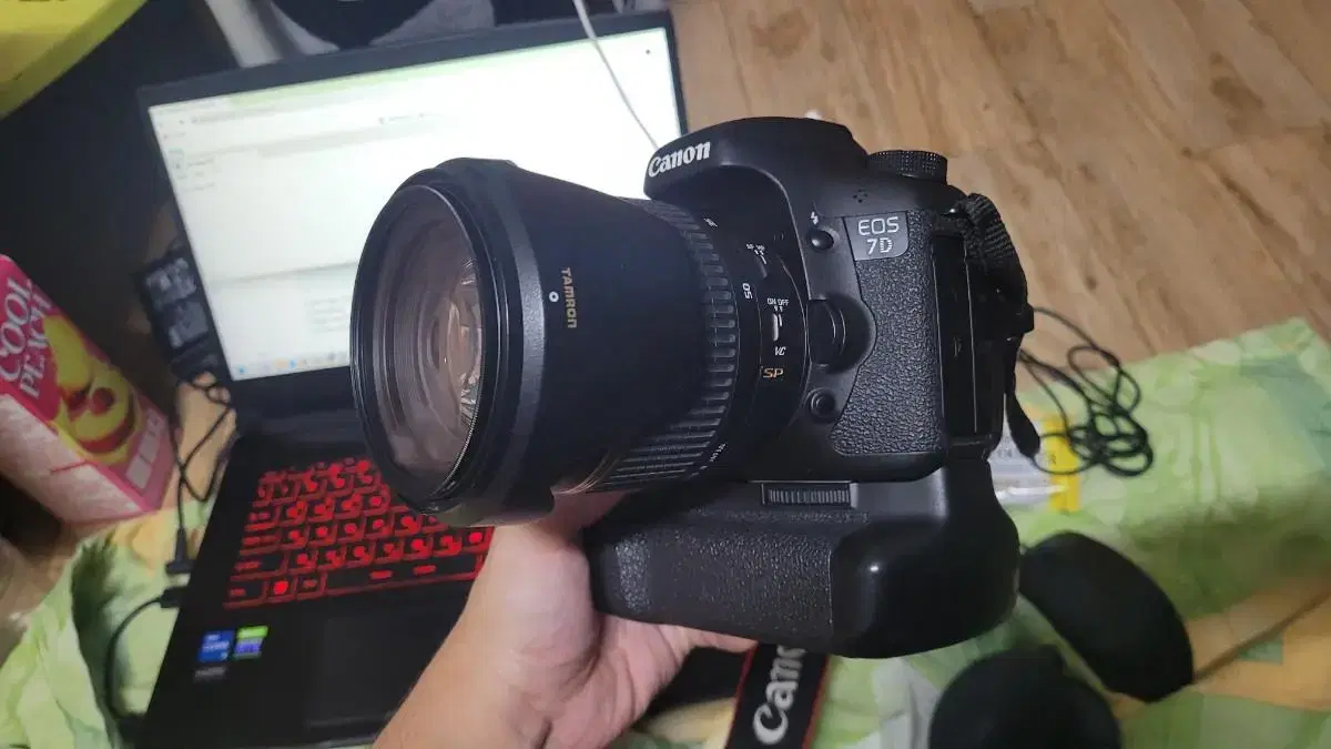 Eos7d+탐론 17-50 vc (B009) 판매합니다