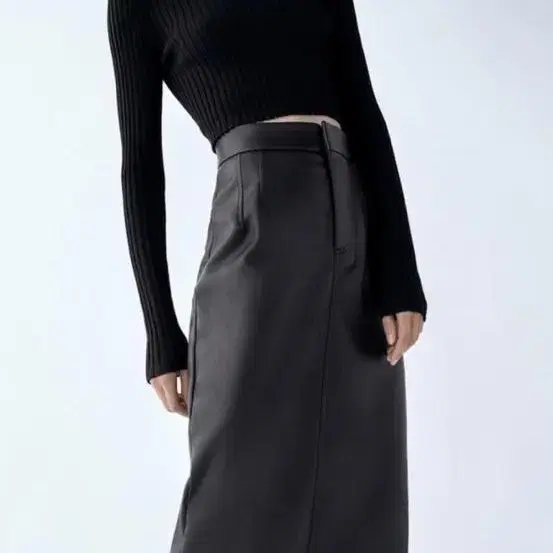 [무료배송] Zara 자라 레더 이펙트 스커트 S