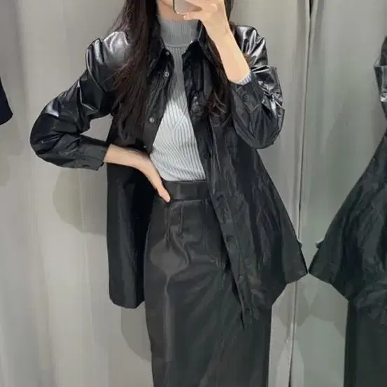 [무료배송] Zara 자라 레더 이펙트 스커트 S