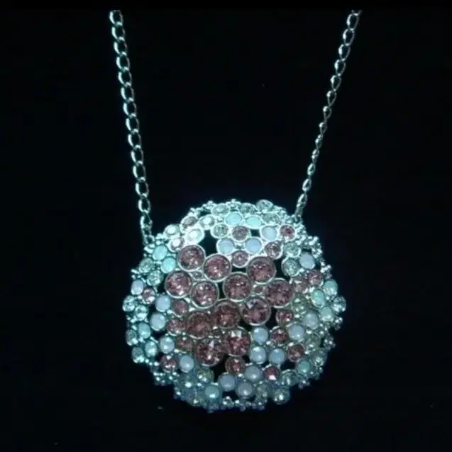 (새상푿) SWAROVSKI 스와로브스키 크리스탈 빅 펜던트 목걸이