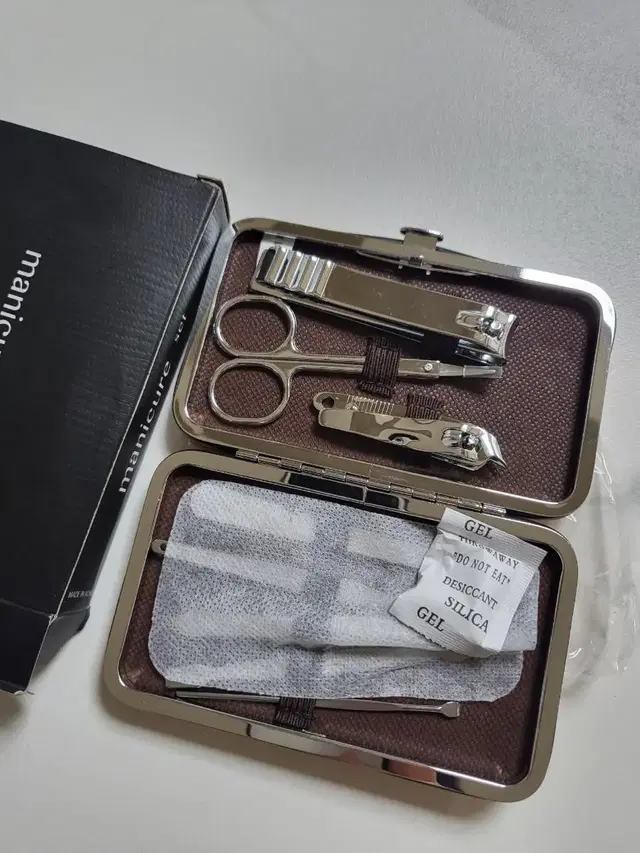 손톱깍이 세트 manicure set 새제품