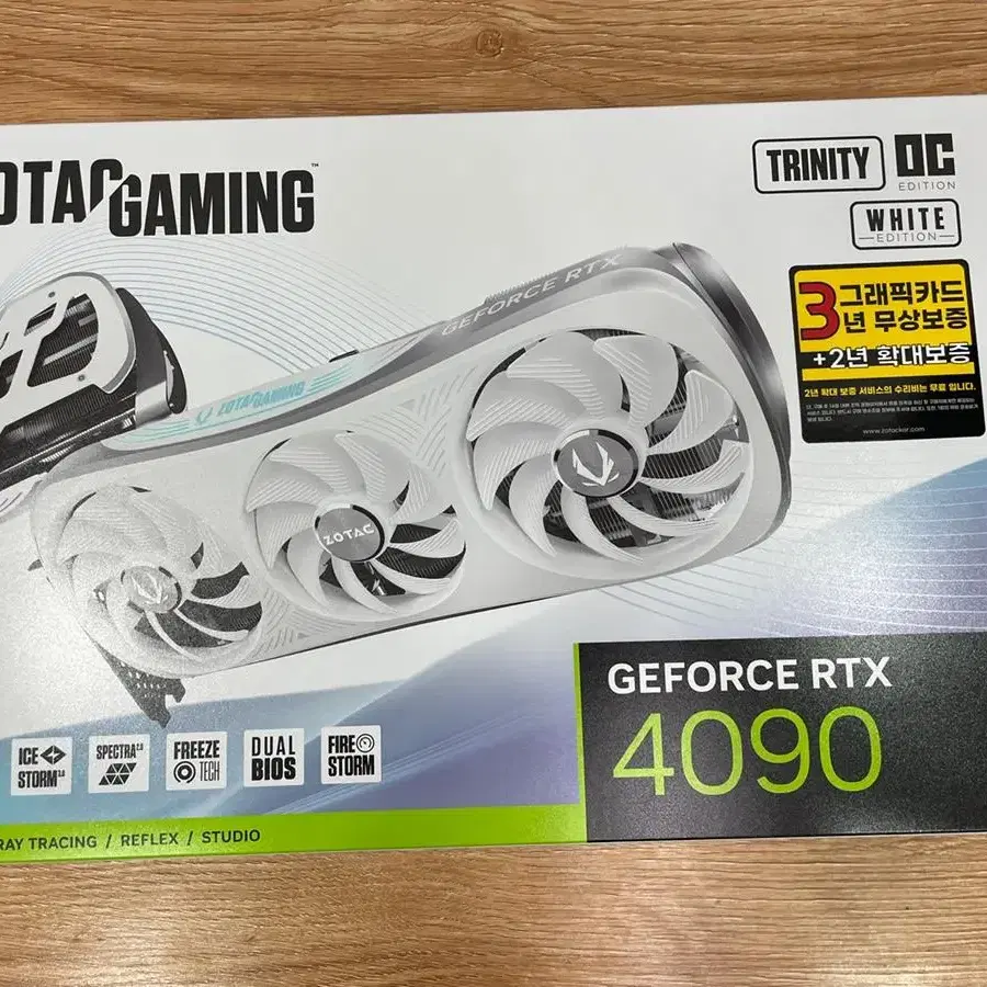 조탁 ZOTAC RTX 4090 Trinity OC 미개봉(245만)