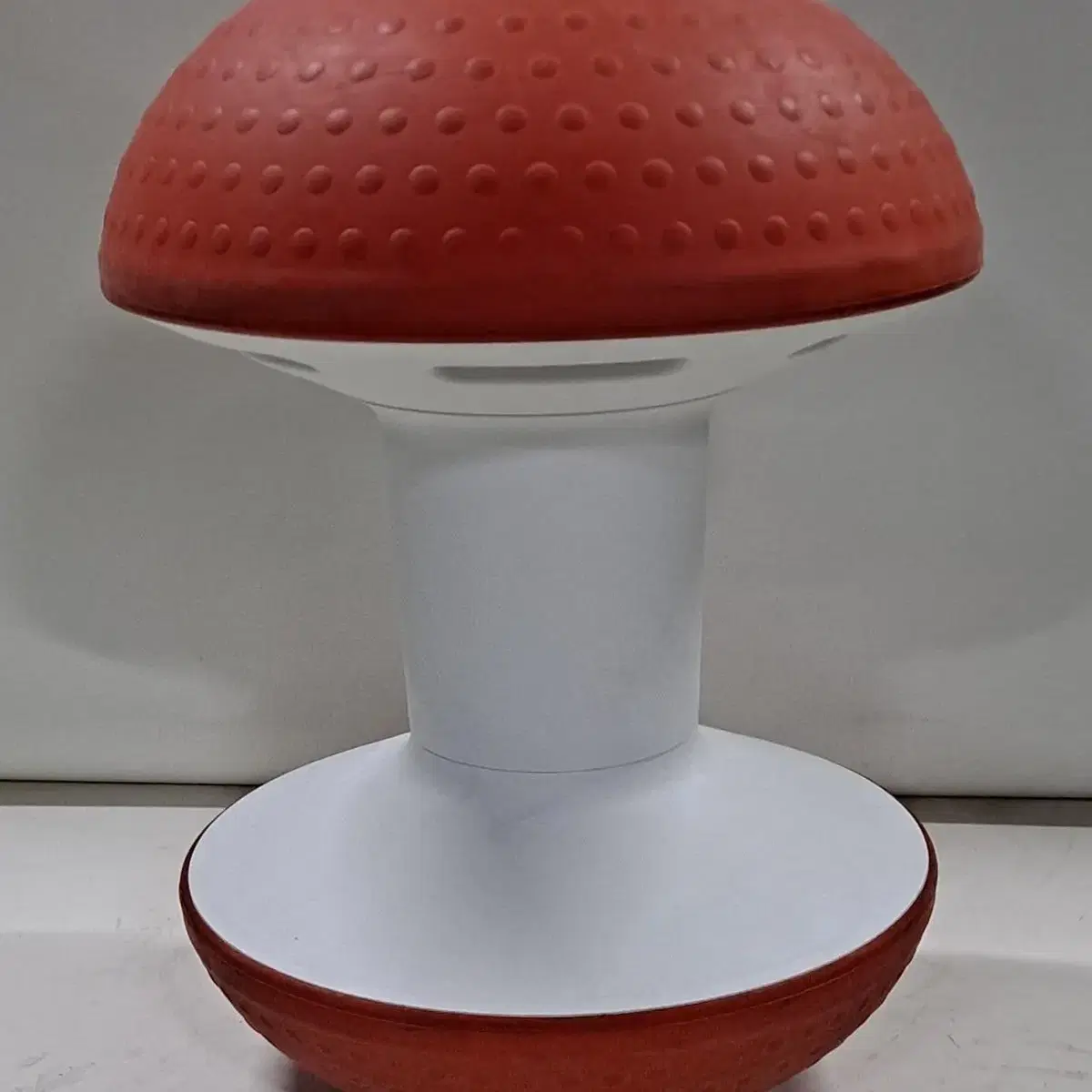 휴먼스케일 발로 스툴 의자 (Humanscale BALLO Stool)