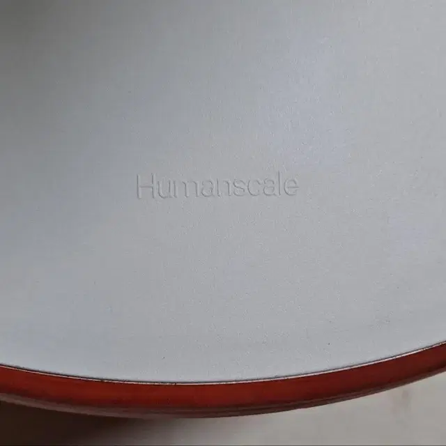 휴먼스케일 발로 스툴 의자 (Humanscale BALLO Stool)