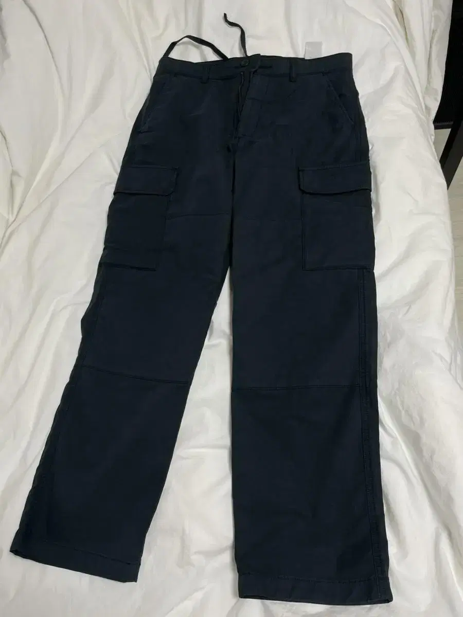 [L] UNIQLO Cargo pants navy