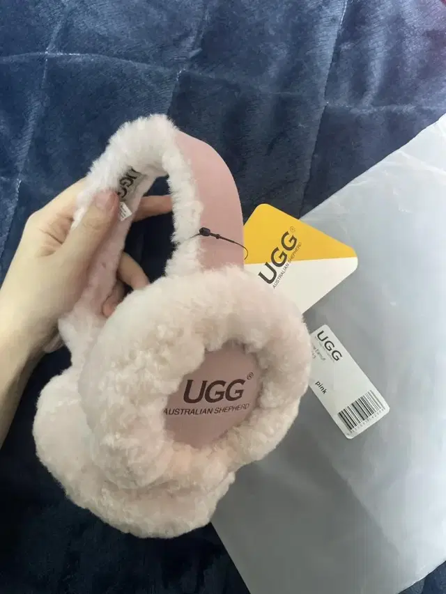 [새상품]UGG 어그 이어머프 귀마개 팔아요