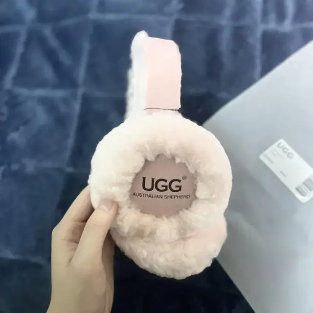 [새상품]UGG 어그 이어머프 귀마개 팔아요