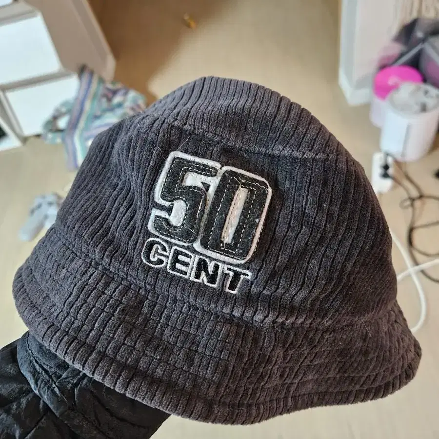 지유닛 50cent 코듀로이 버킷햇