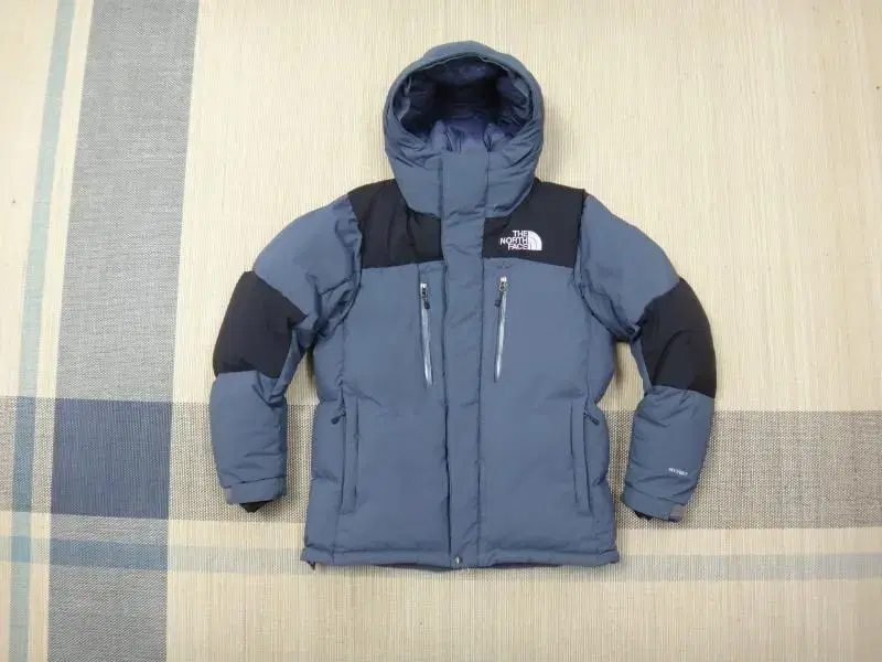 (M/95) The North Face Spectrum Highvent Goose Jumper