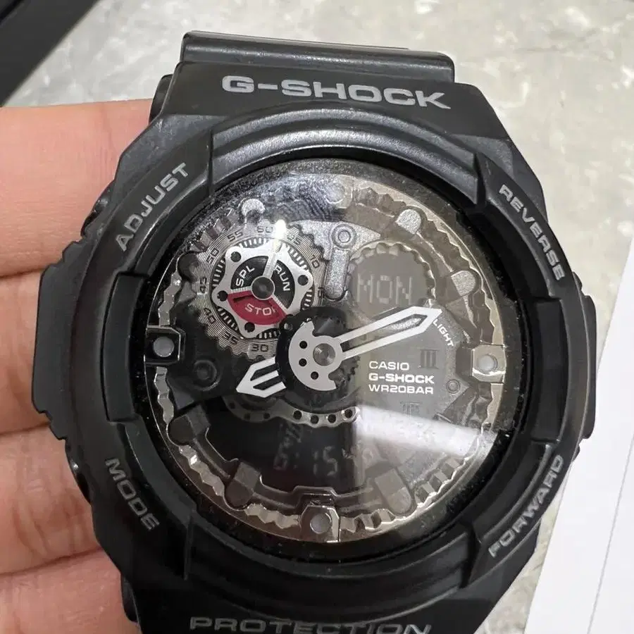 G shock 시계 판매합니다.