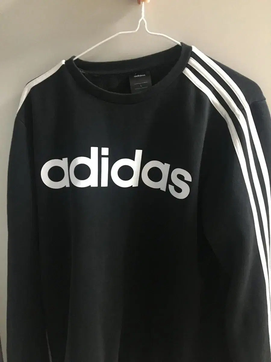 Adidas sweatshirt