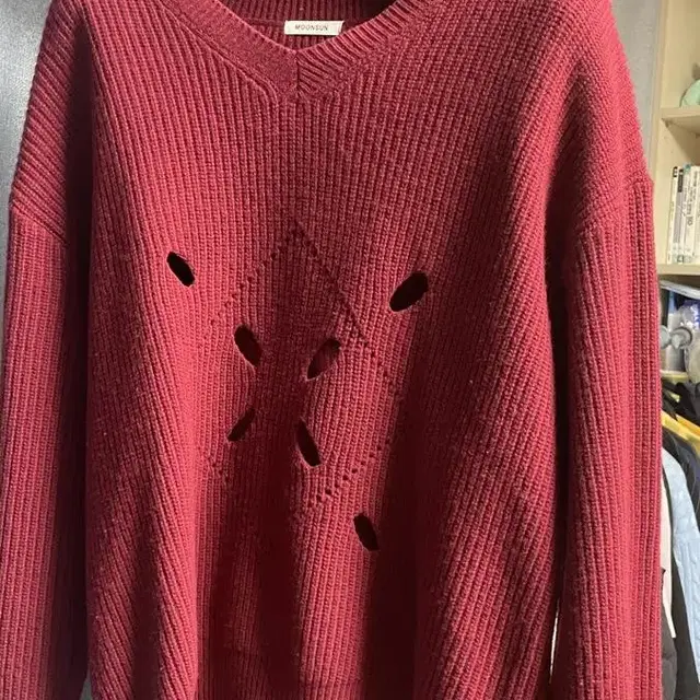 문선 Argyle Hole Oversized Knit [Wine]