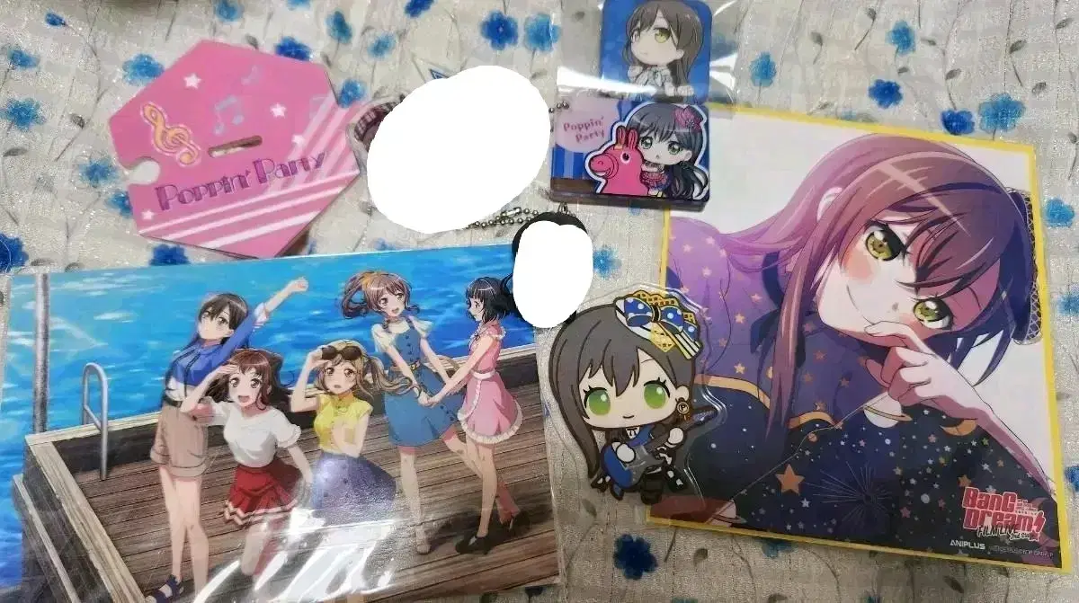 Selling Bang Dream! Tae goods/Poppin' Dream postcards in bulk at a low price