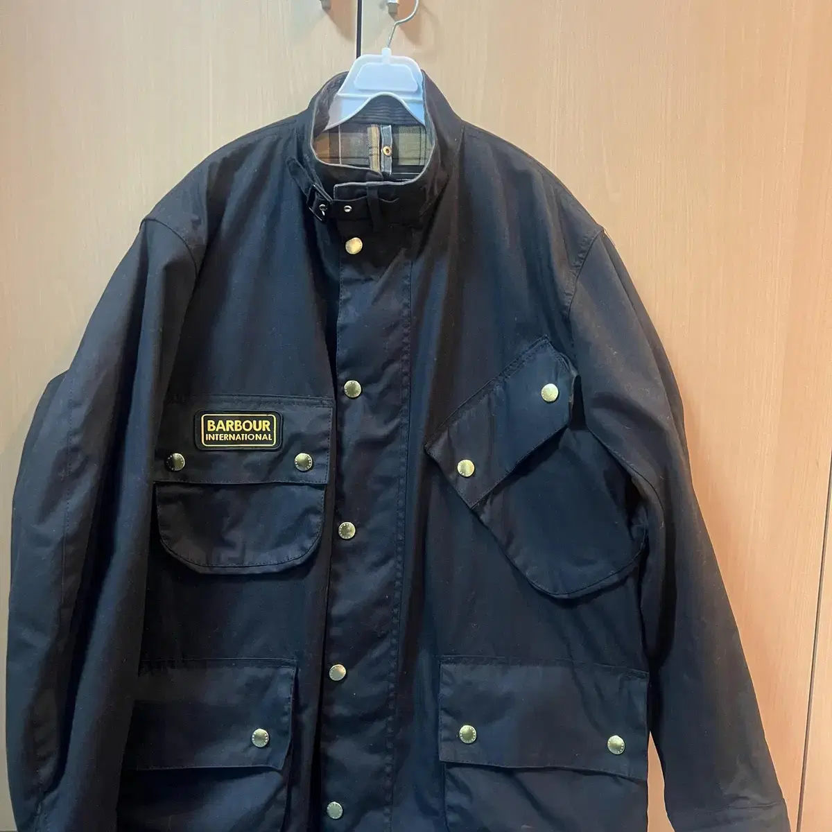 바버 인터네셔널 Barbour International a7 42사이즈