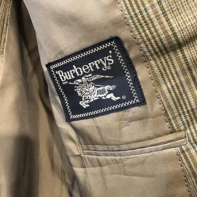 Vintage Burberrys You're always the be