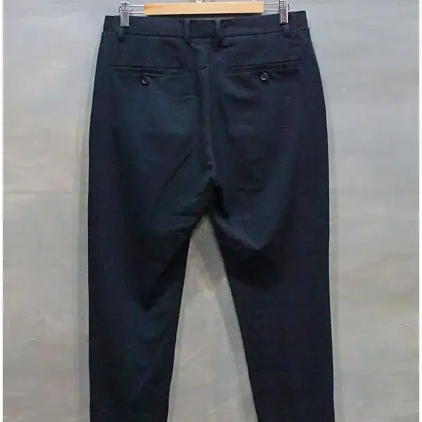 31) TOPTEN slim fit slacks pants