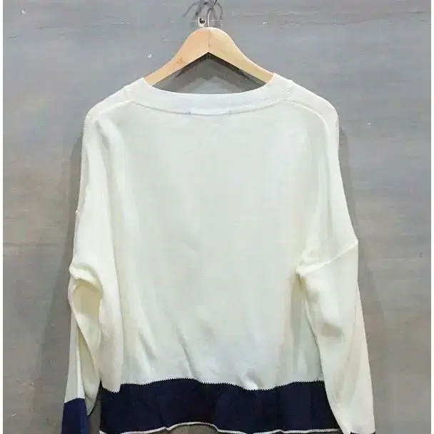 FR) kai-aakmann loose fit knit