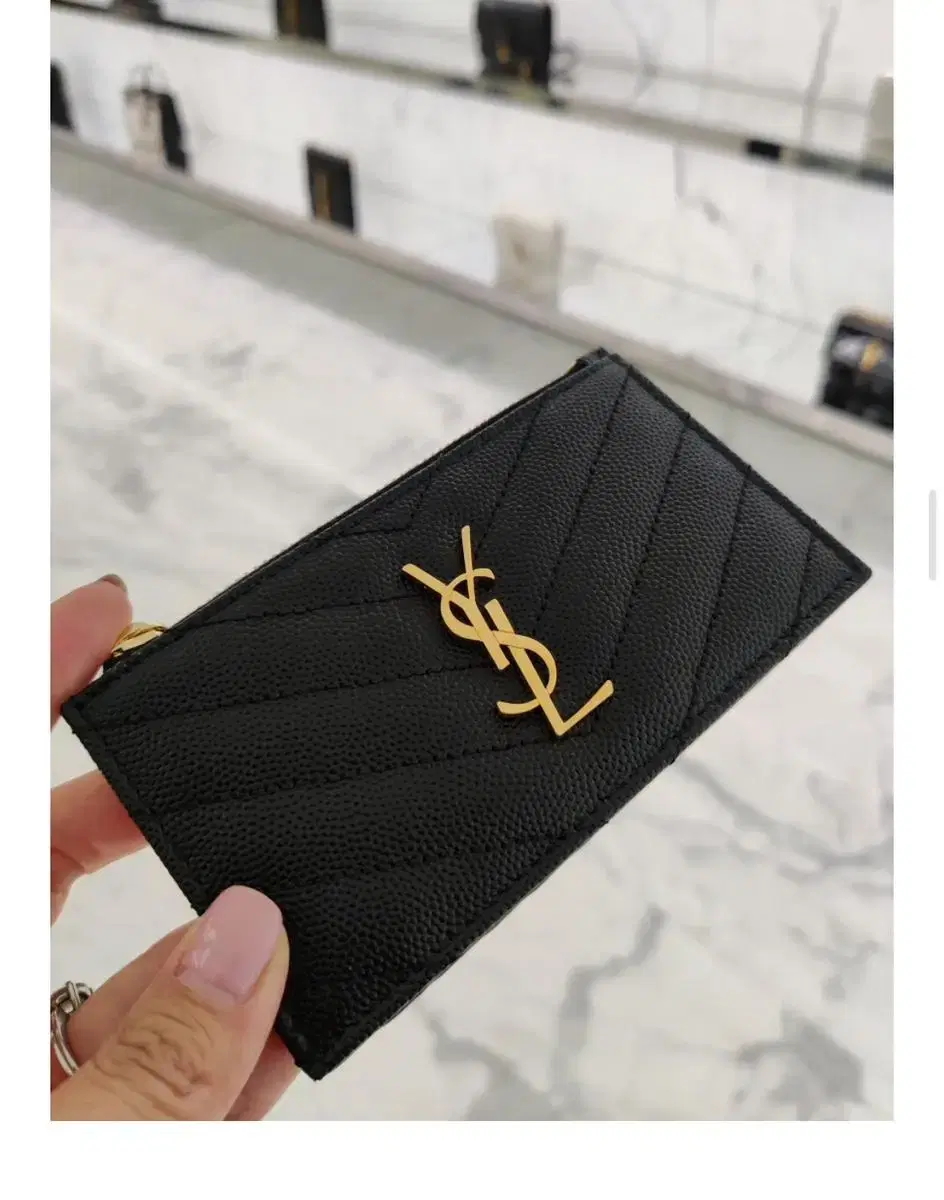 생로랑 YSL 모노그램 지퍼 카드홀더 607915 BOW01