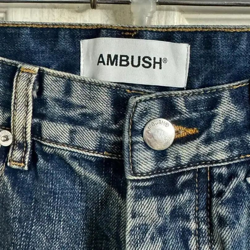 AMBUSH 앰부쉬 리플렉티브 페인트 데님 진 블루