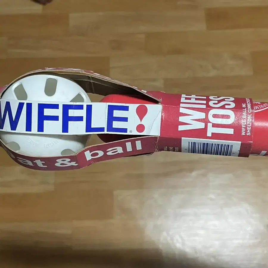 슈프림 컵,슈프림 wiffle, 슈프림 행잉랜턴, 스투시 쟈켓 등