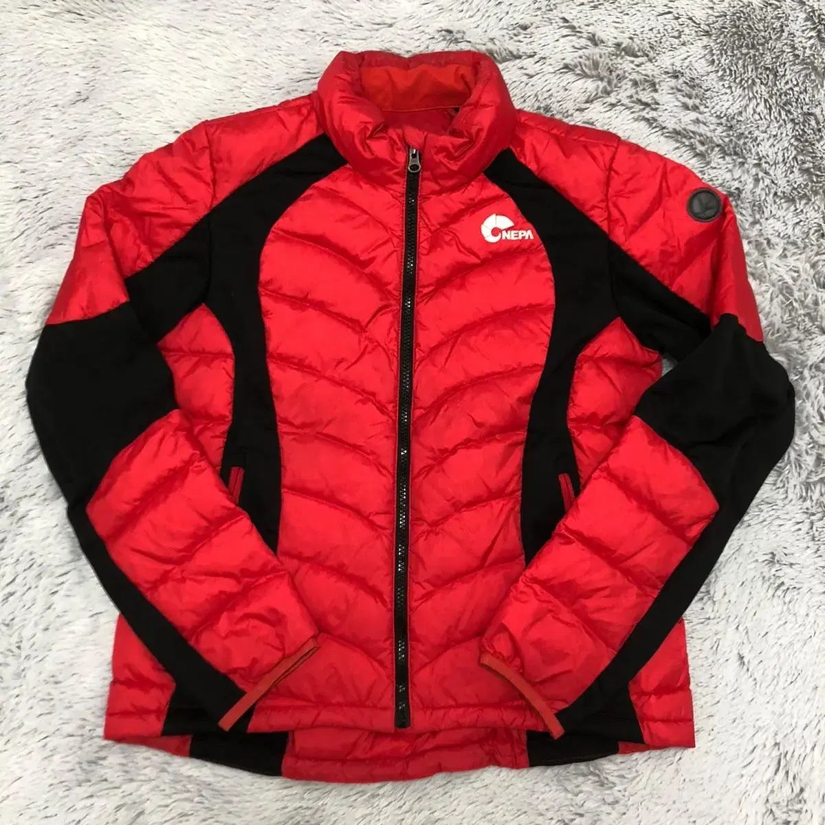 Nepa Lightweight Padding Red100