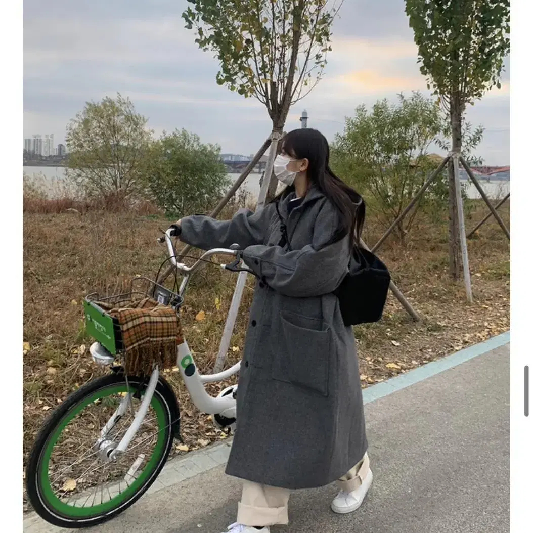 더언더블 맥시 후디드 코트 maxi hooded coat