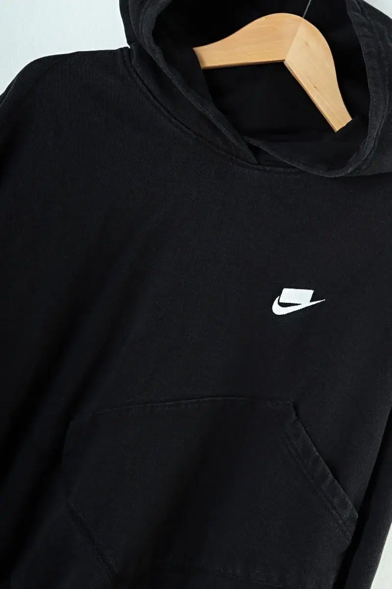 W(M) Nike Hoodie Black Crop Stingray Fit-96BE