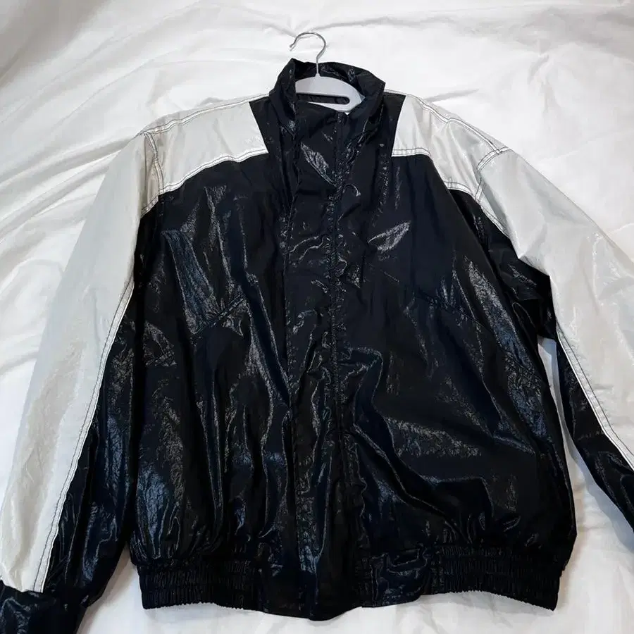 Coating panel blouson