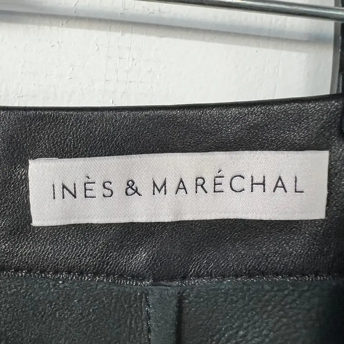 INES & MARECHAL 이네스앤마레샬 램스킨 스커트