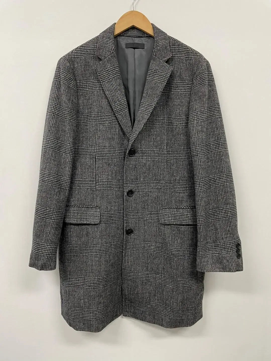 100) Uniqlo Wool Cashmere Coat