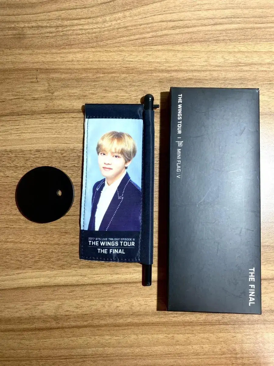 (BTS) bangtan v Mini Flags (BTS/ V)