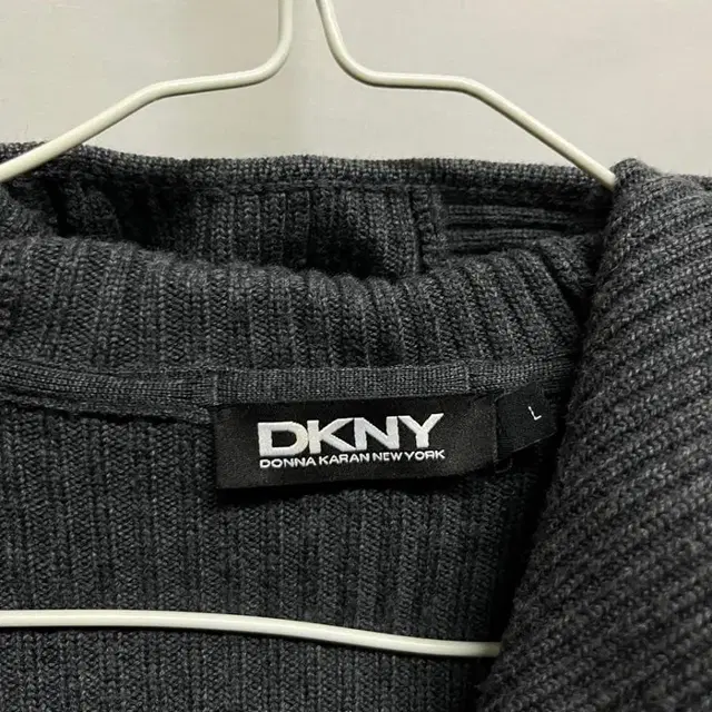 (100)  DKNY 니트패딩